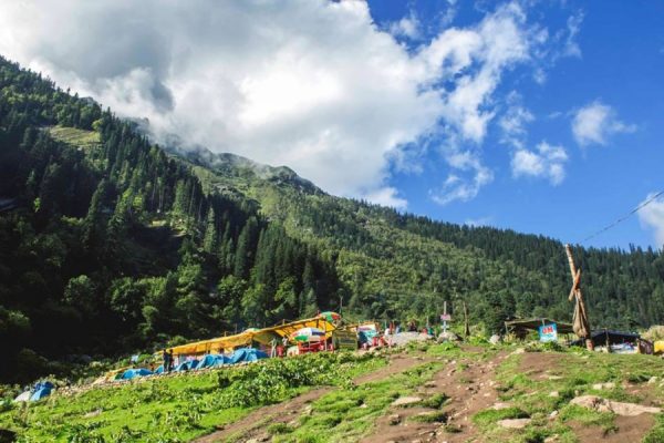 5 PLACES TO VISIT IN KASOL AND AROUND IT.